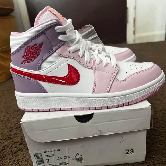 Nike Jordan 1 MID - Picture 3 of 5